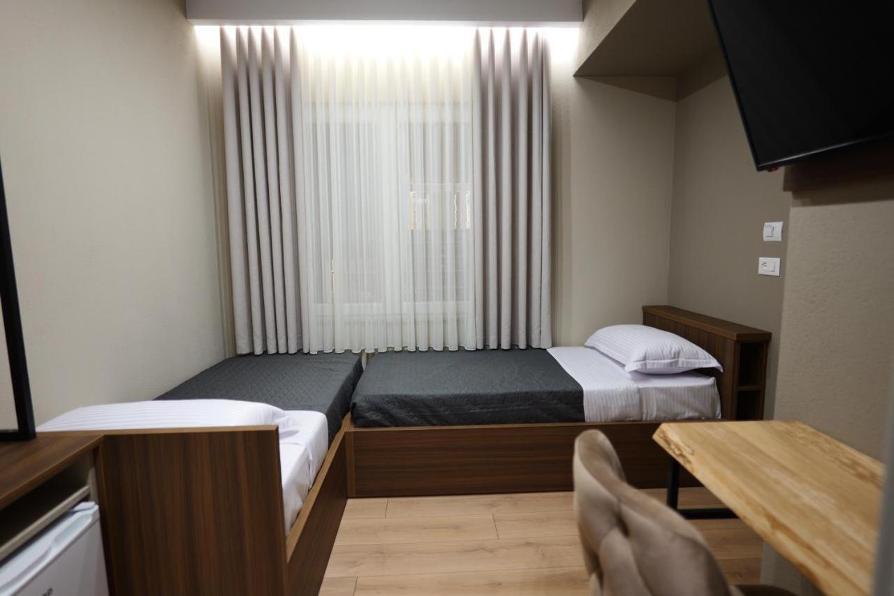 Hotel Ikona Шкодер Экстерьер фото